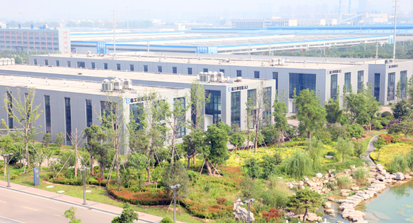 Com um investimento de 1 bilião de yuan, o XCMG Construction Machinery Research Institute foi concluído, permitindo à XCMG construir gradualmente um sistema de investigação e desenvolvimento que irradia o mundo