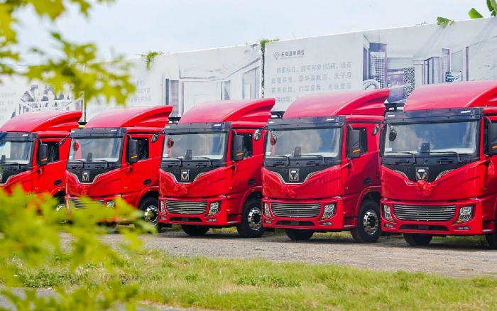 燃動(dòng)福建！百臺(tái)徐工新能源電動(dòng)牽引車交付